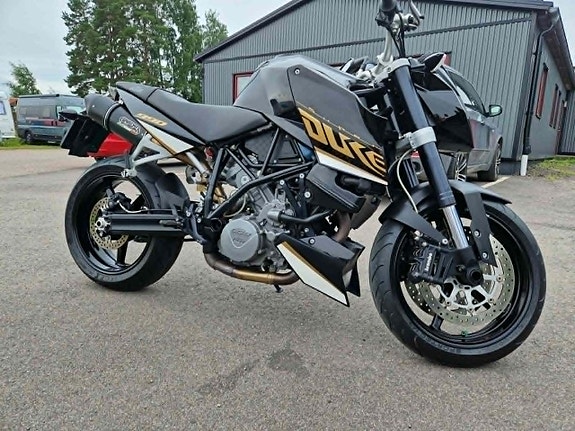 KTM 990 Superduke Nyservad
