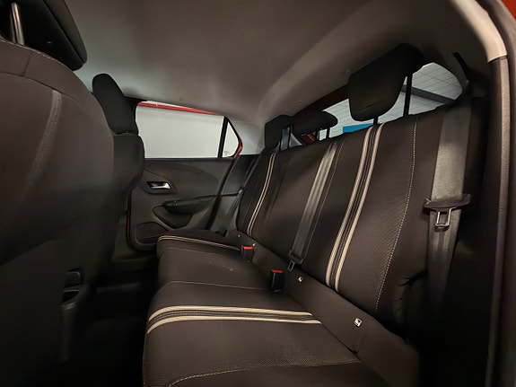Opel Corsa 12 of 17