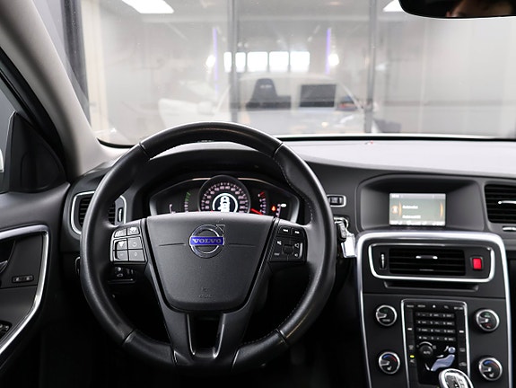 Volvo V60 22 of 27