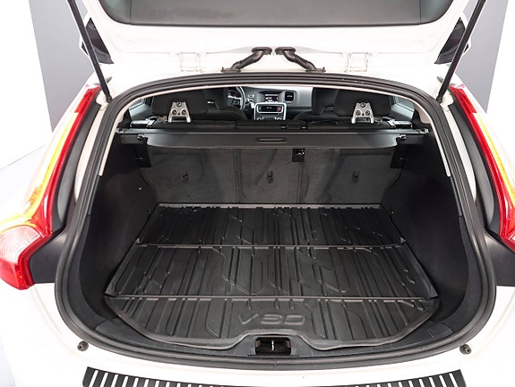 Volvo V60 20 of 27