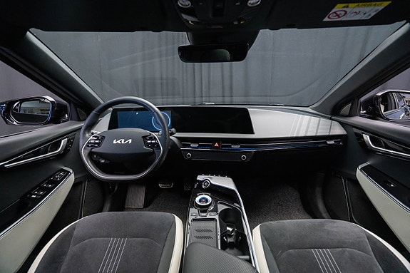 Kia EV6 12 of 29