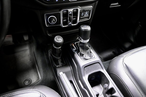 Jeep Gladiator 19 of 25