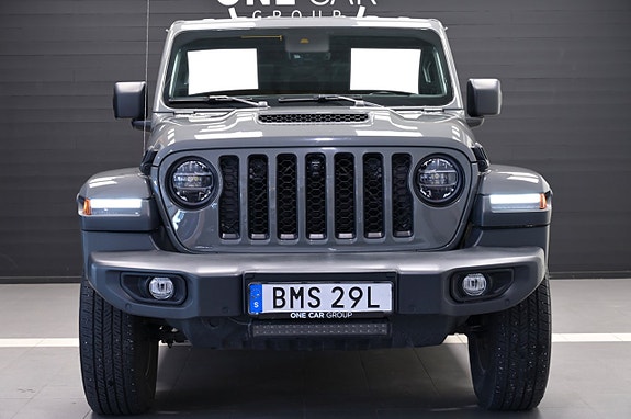 Jeep Gladiator 2 of 25