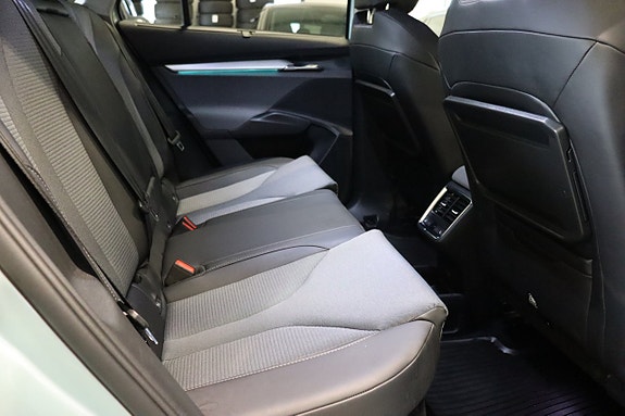 Skoda Enyaq 12 of 30