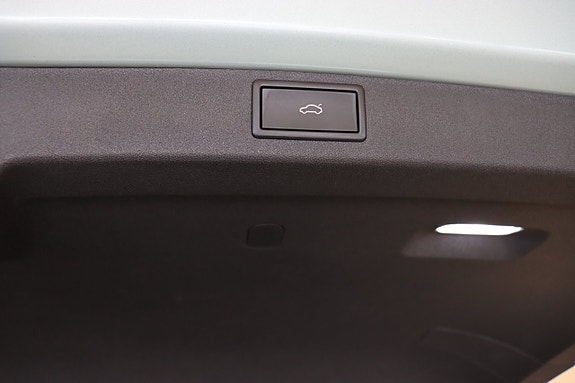 Skoda Enyaq 8 of 30