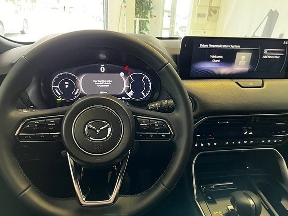 Mazda CX-60 7 of 11