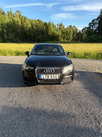 Audi A1 3 of 12