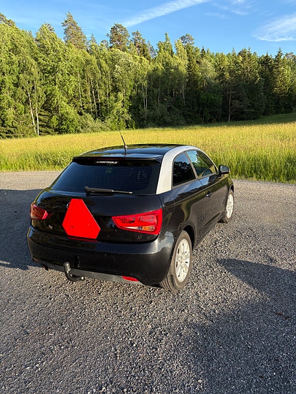Audi A1 4 of 12