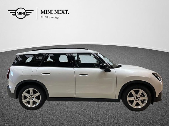 MINI Countryman E 2 of 15