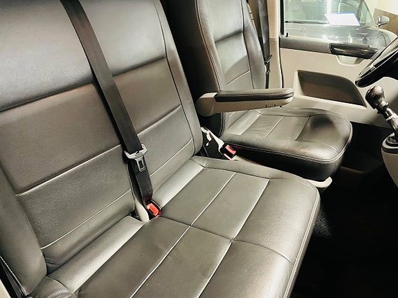 Volkswagen Transporter 11 of 15