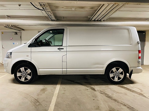 Volkswagen Transporter 2 of 5