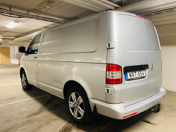 Volkswagen Transporter 3 of 5