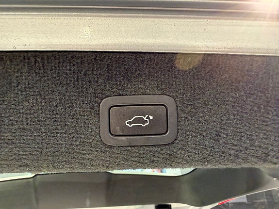 Volvo V70 6 of 30