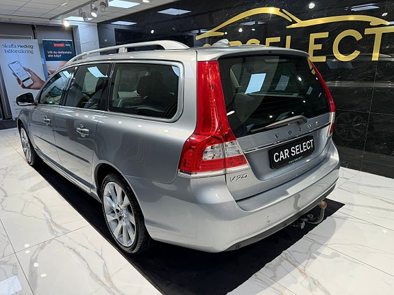 Volvo V70 3 of 30