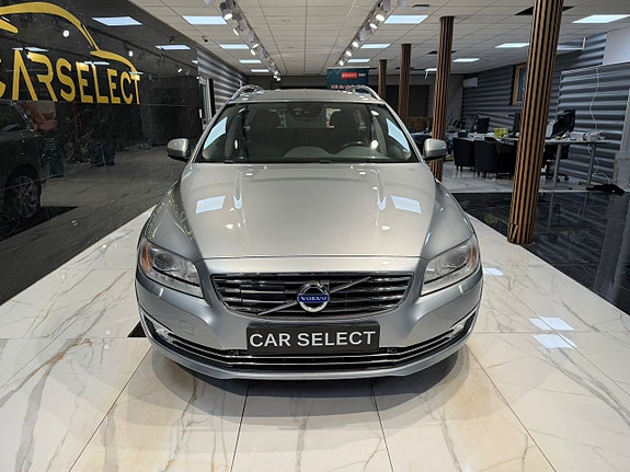 Volvo V70 9 of 30