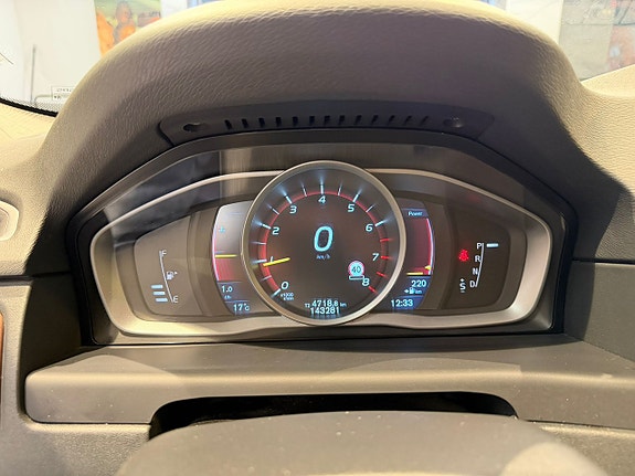 Volvo V70 13 of 30