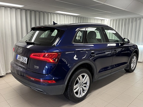 Audi Q5 3 of 5
