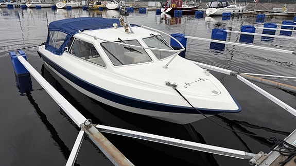 Bella 640 HT / Tohatsu 115