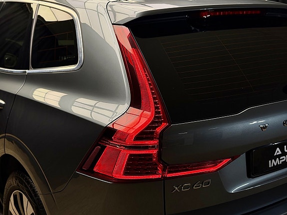 Volvo XC60 13 of 27