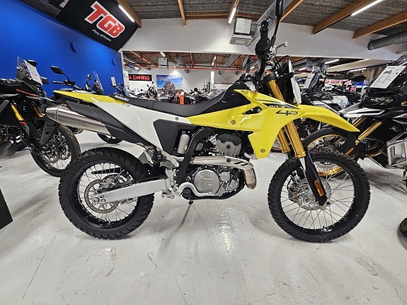 Suzuki DR-Z4S 4 of 6