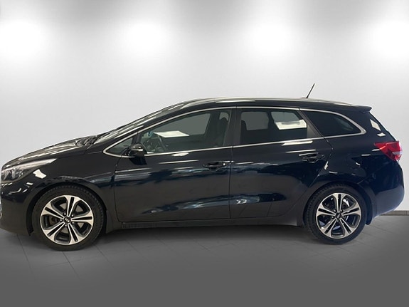 Kia Ceed 2 of 5