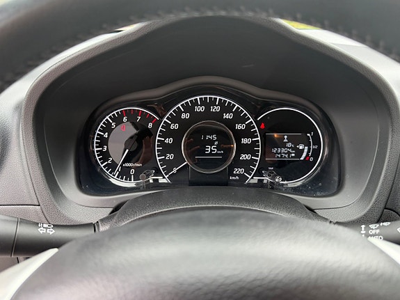 Nissan Note 16 of 18