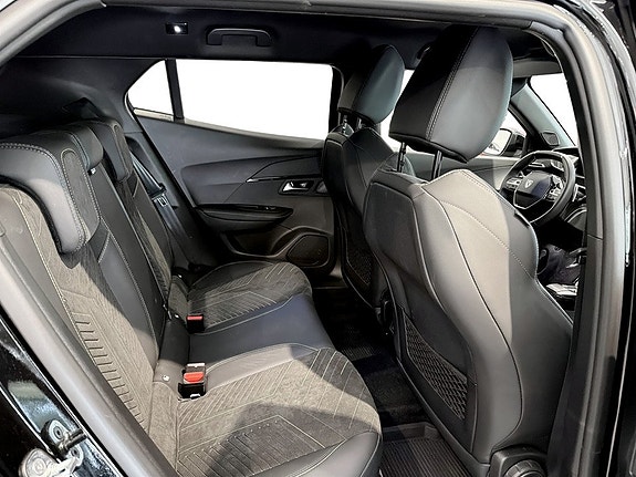 Peugeot 2008 12 of 15