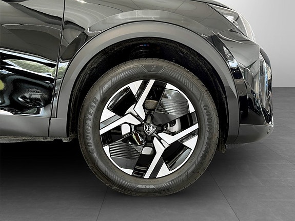Peugeot 2008 14 of 15