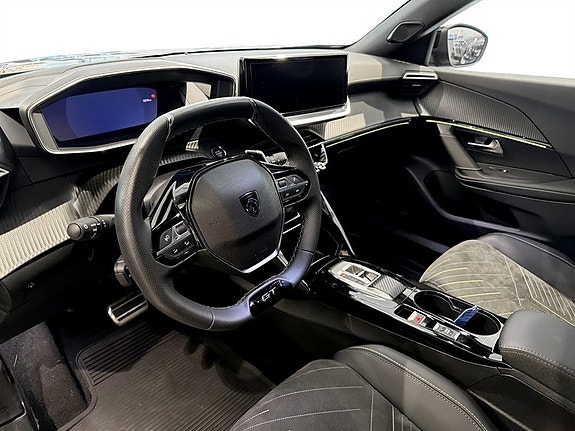 Peugeot 2008 4 of 5