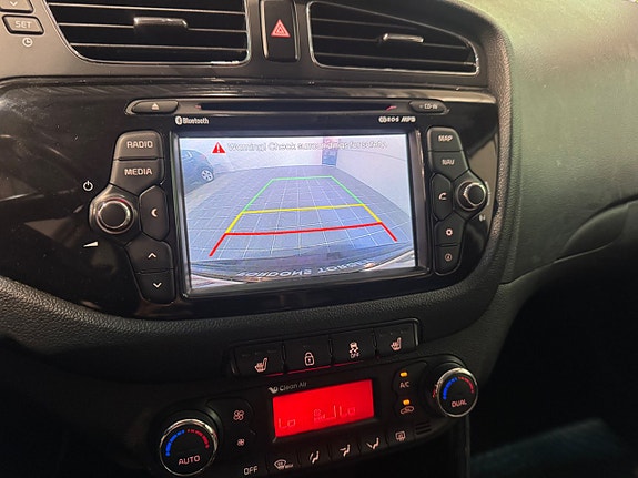 Kia Ceed 14 of 18