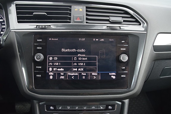 Volkswagen Tiguan Allspace 17 of 28