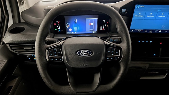 Ford Transit 16 of 19