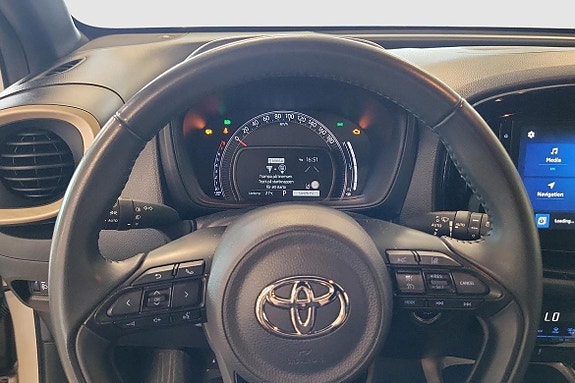 Toyota Aygo X 9 of 11