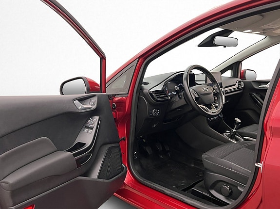Ford Fiesta 10 of 29