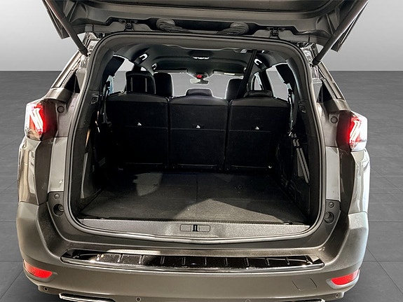 Peugeot 5008 16 of 17