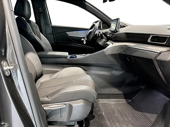 Peugeot 5008 12 of 17