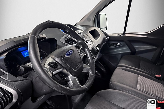 Ford Transit Custom 6 of 10