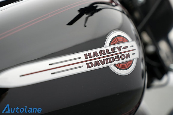 Harley-Davidson Heritage Softail Classic *Nyservad, Vance & Hines 19 of 27