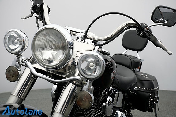 Harley-Davidson Heritage Softail Classic *Nyservad, Vance & Hines 25 of 27