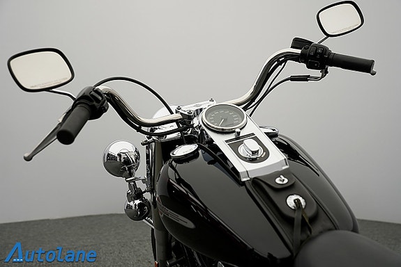 Harley-Davidson Heritage Softail Classic *Nyservad, Vance & Hines 21 of 27