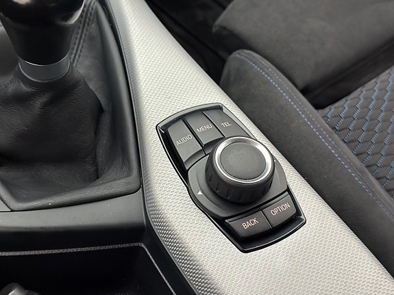 BMW 118i 23 of 30