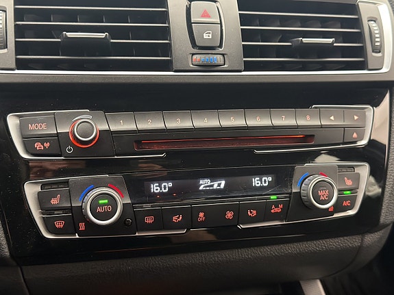 BMW 118i 21 of 30