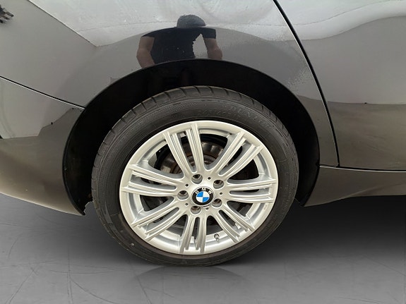BMW 118i 30 of 30