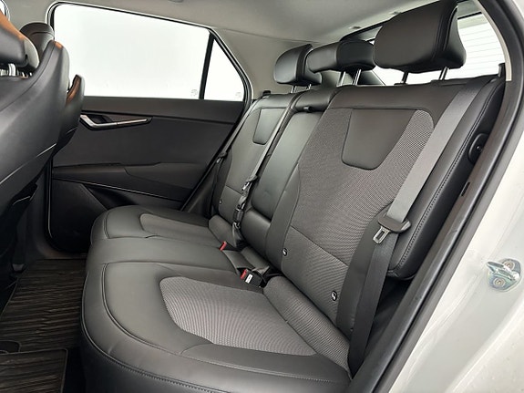 Kia Niro 13 of 19