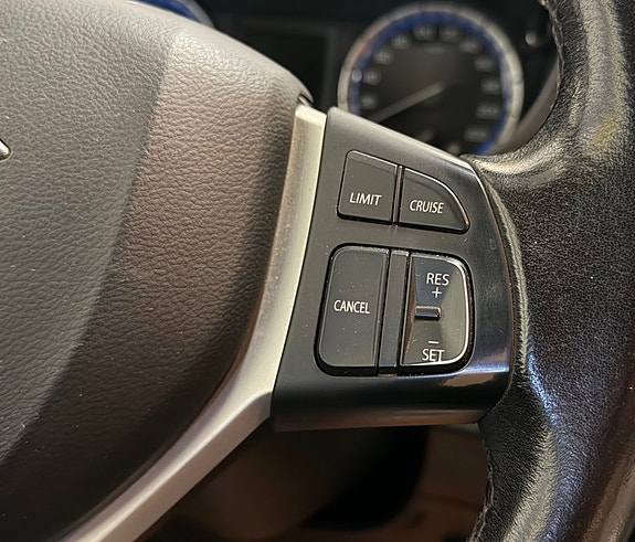 Suzuki S-Cross 19 of 21