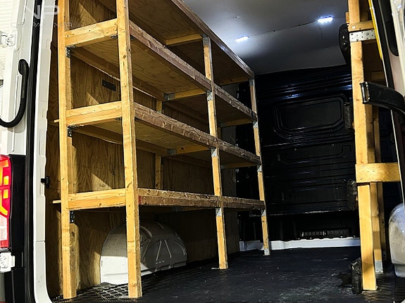 Volkswagen Crafter 35 7 of 23