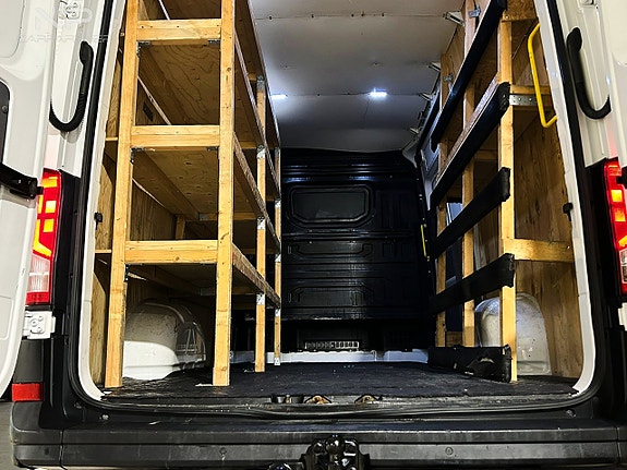 Volkswagen Crafter 35 9 of 23