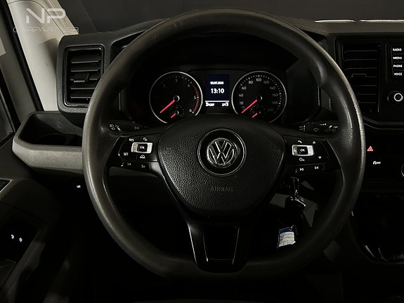 Volkswagen Crafter 35 13 of 23