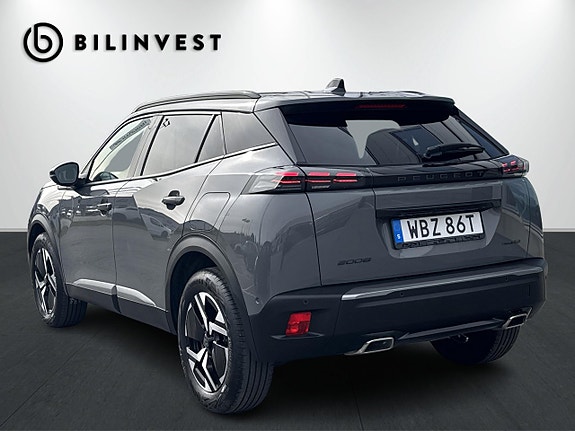 Peugeot 2008 3 of 5