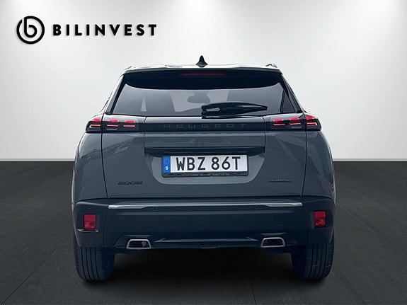 Peugeot 2008 4 of 5
